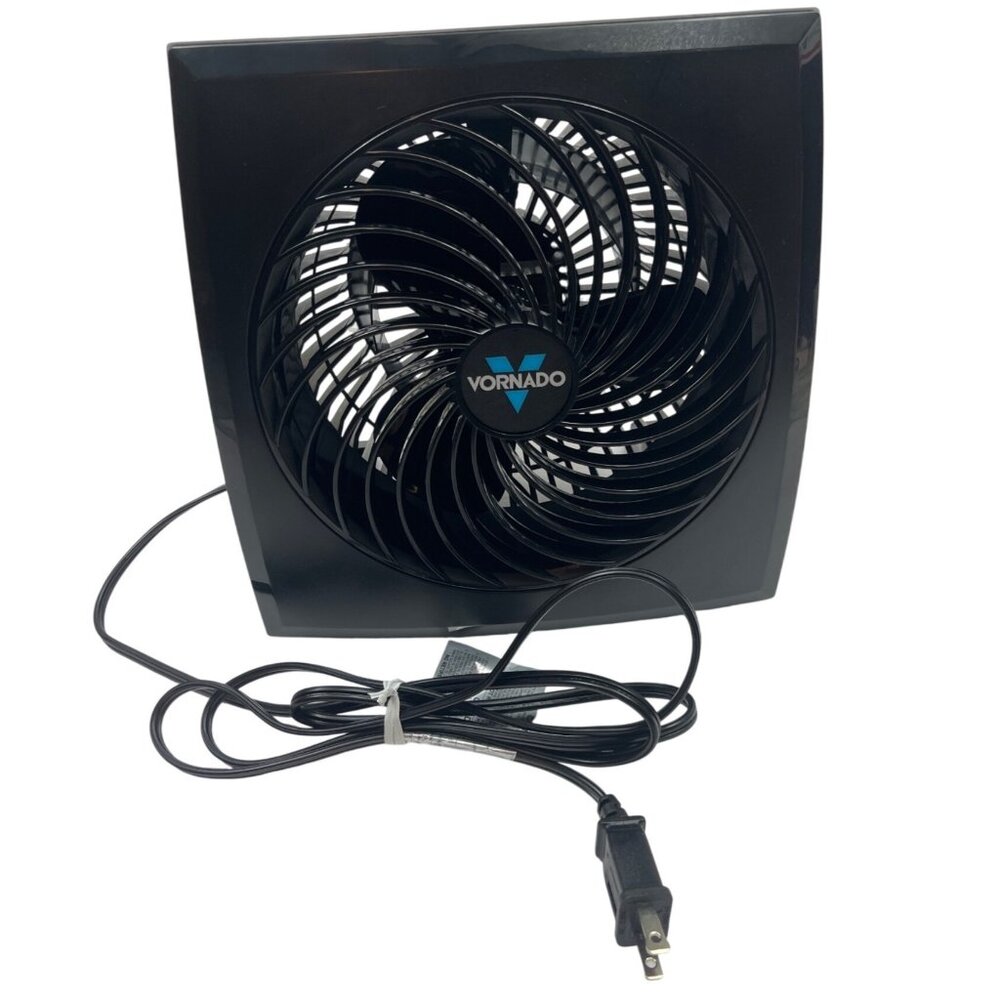 Vornado Compact Personal Fan Black Electric Adjustable Speed C131